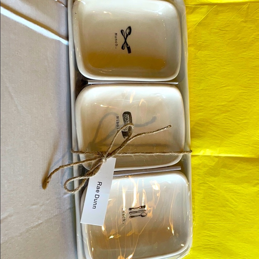 Rae Dunn Serving Tray